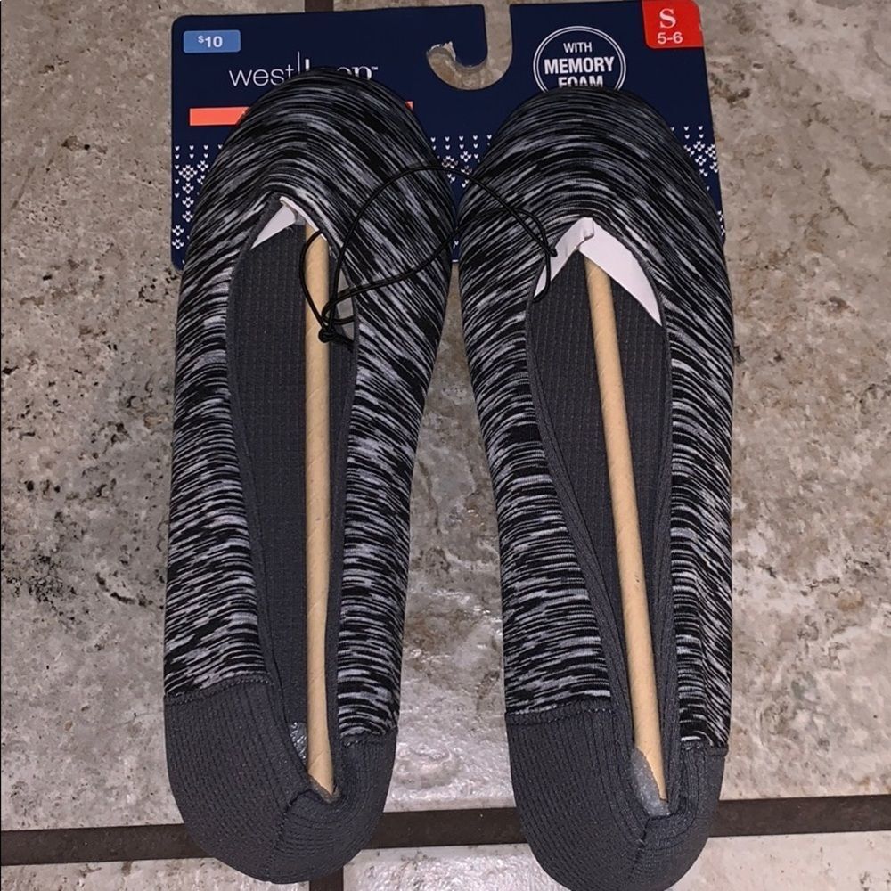 Cute slippers Grey Westloop New in Package